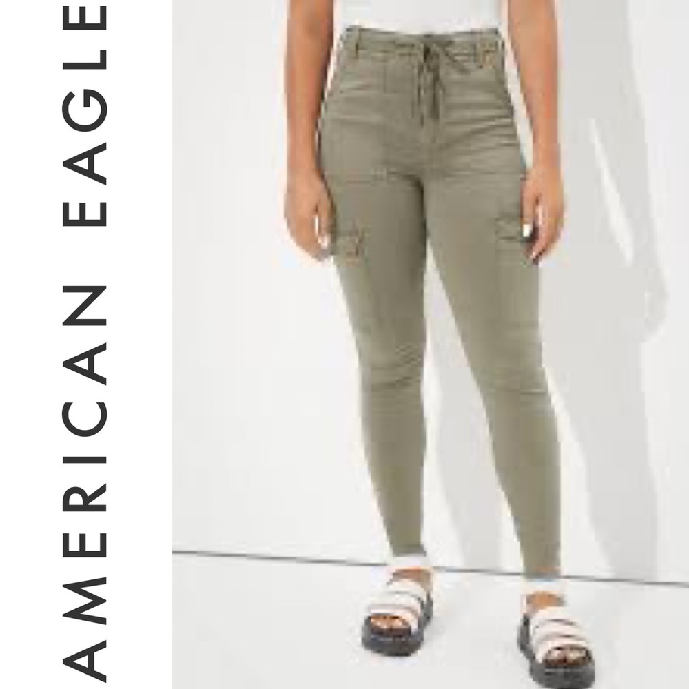 NWOT {AMERICAN EAGLE} Curvy Super Hi-Rise Cargo Jeggings, Washed Olive, 4S